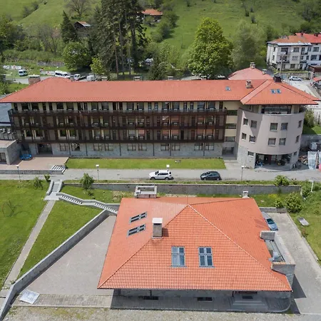 Borika Hotel 4*